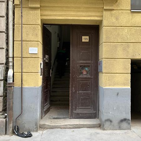 d.Five Rózsa Apartment Budapeste Exterior foto